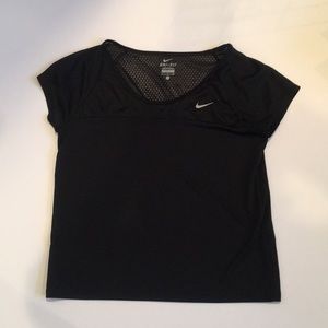 ✔️NIKE dri-fit top!